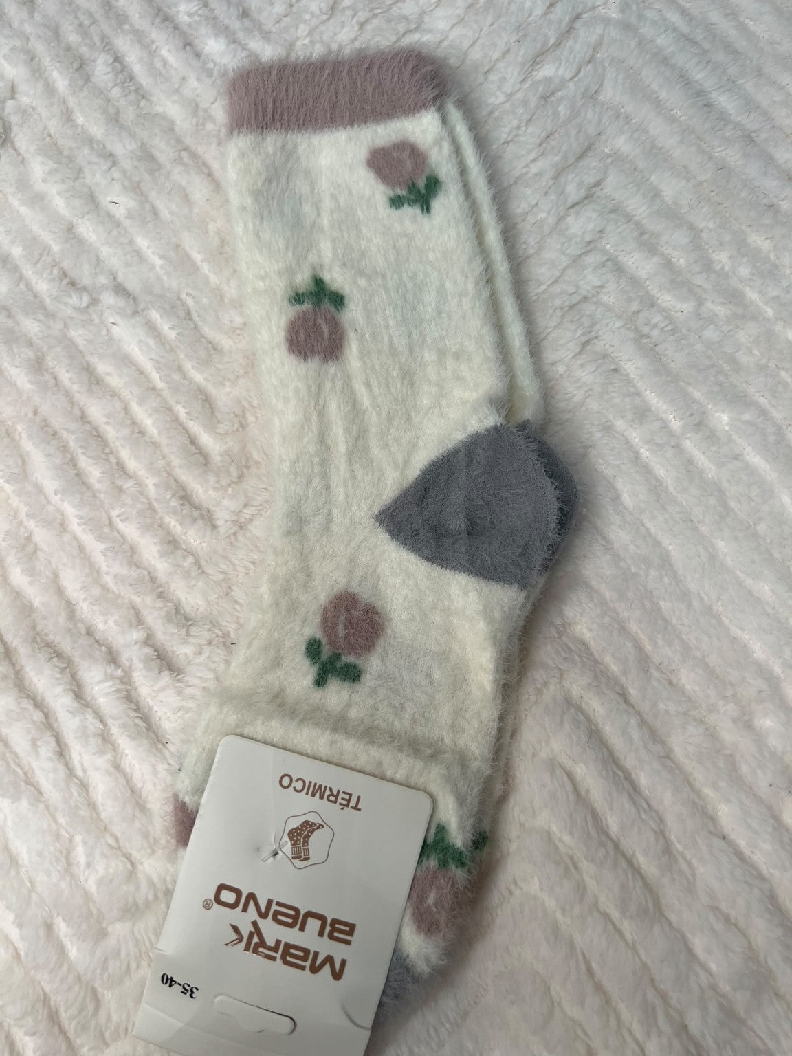 Chaussette chaude poilue modèle 11