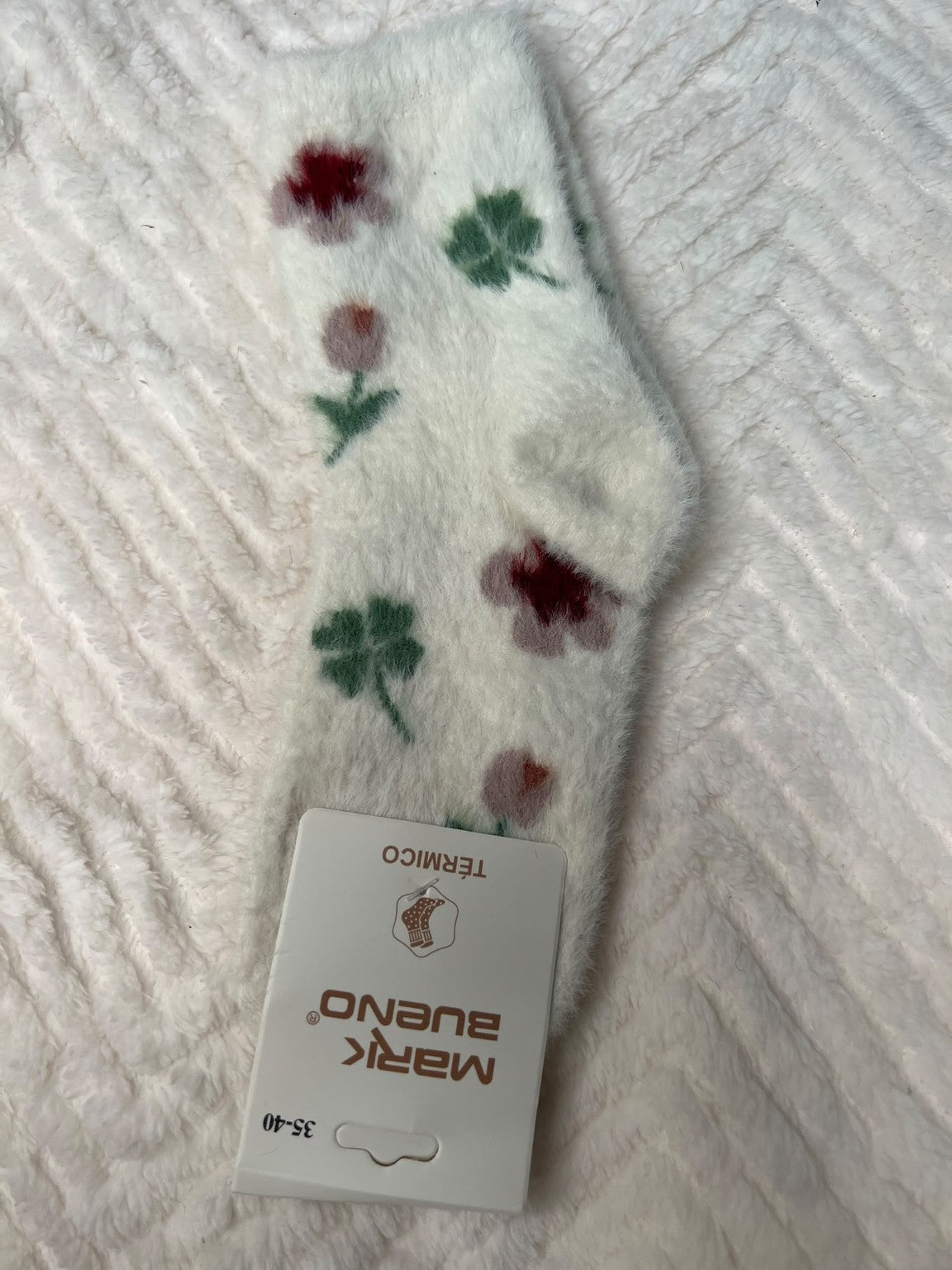 Chaussette chaude poilue modèle 12